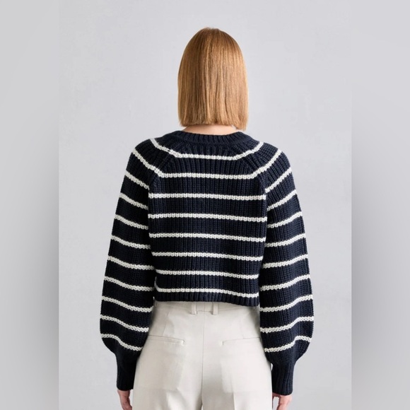 NWT Cinq à Sept Keren Pullover Sweater. Size Large. - Picture 2 of 9